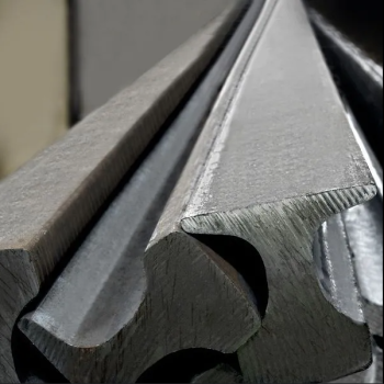 Рельс крановый КР80 130х12000 мм 76,2 см2 высокоуглеродистая сталь К63 ГОСТ 4121-96 в наличии в Благовещенске