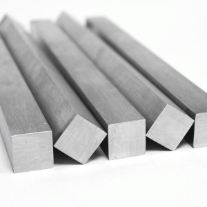 Квадрат нержавеющий 100х100 мм AISI 410 в наличии в Благовещенске