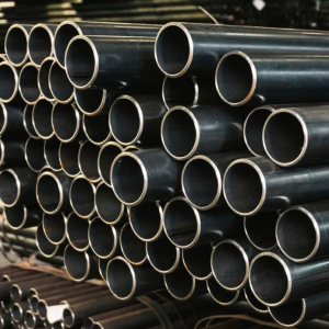 Стальная крекинговая труба 114 мм 10 мм 1Х2М1 ГОСТ 550-75 в наличии в Благовещенске